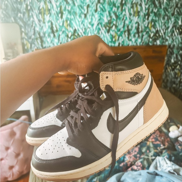 Jordan Shoes - Jordan 1 LATTES ☕️🤎